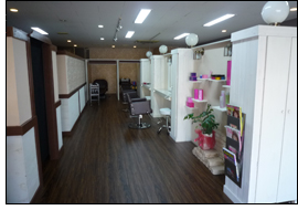美容院 而今 nicon 店内1